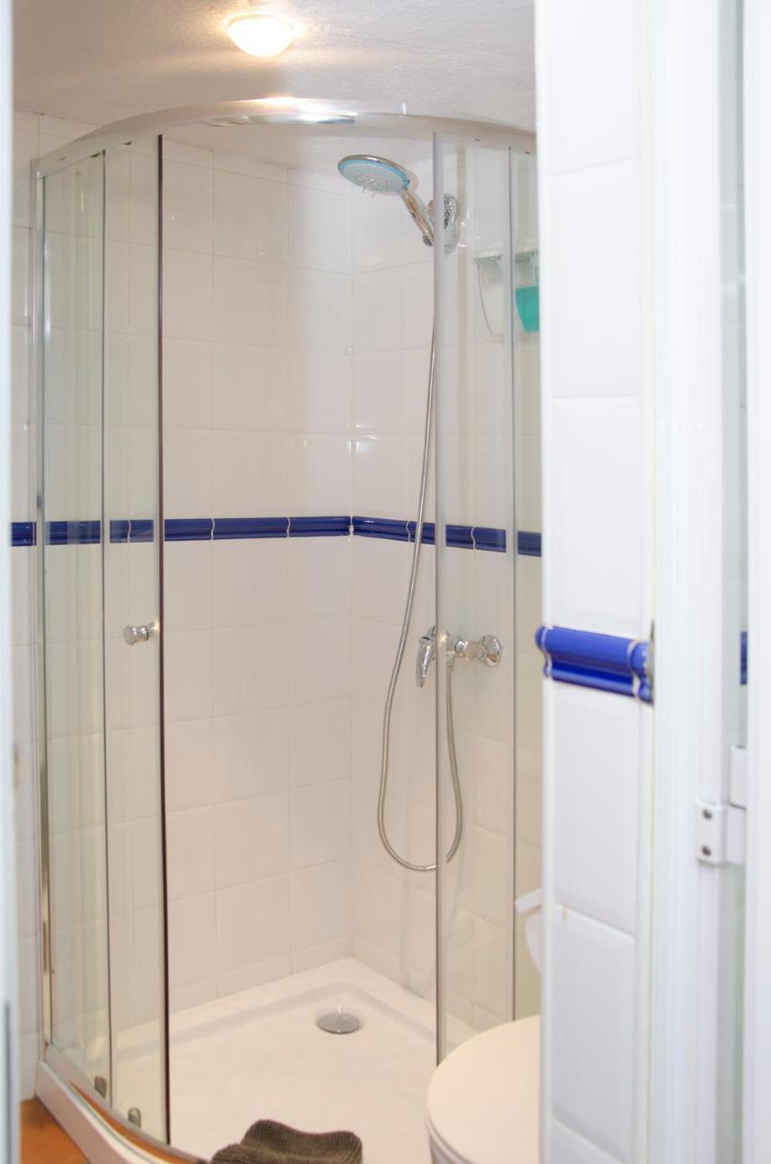 Apartment Vacarisses Torreblanca Estacion, Piscina Privada Exteriér fotografie